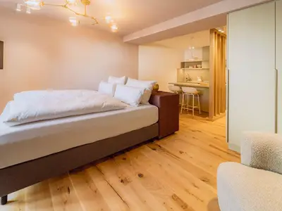 AP7-Kabinett-Boutique-Apartments-Weinhaus-Beth-Krö