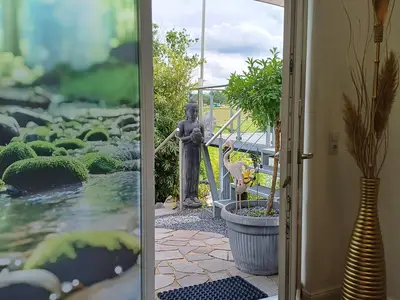 Schöner Ausblick in den Garten