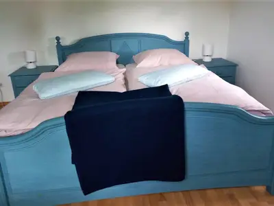 Schlafizimmer 1 Bett