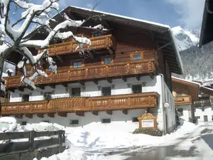 Ferienwohnung für 5 Personen (80 m²) in Virgen