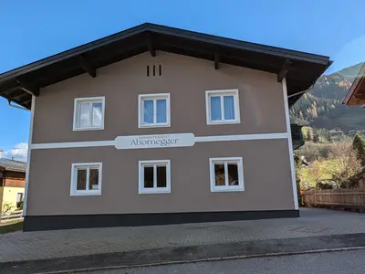 Gebäude