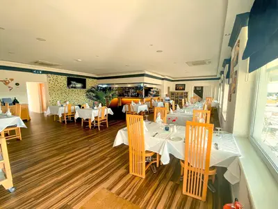 DiningRoom