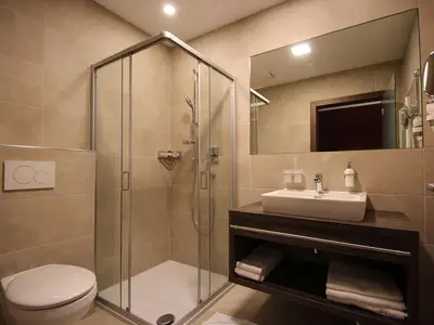 Bergfex, 6-8 Personen, Badezimmer 1