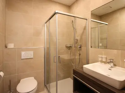 Sonne, 6-8 Personen, Badezimmer 1