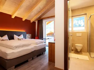 Sonne, 6-8 Personen, Schlafzimmer 1 u Badezimmer