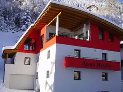 Hausansicht - Winter