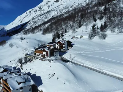 dji_fly_20240114_111612_339_1705227460143_photo_op