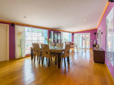DiningRoom