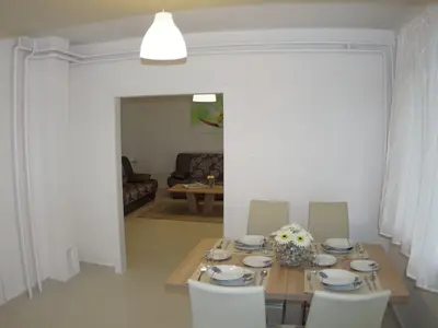 DiningRoom