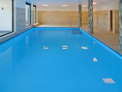 PoolOfHouse