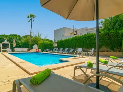 PoolOfHouse