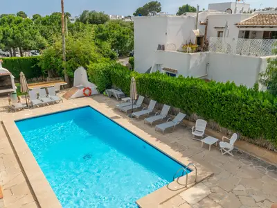 PoolOfHouse