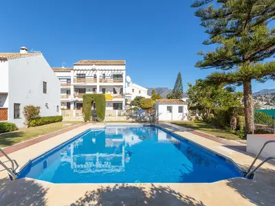 PoolOfHouse
