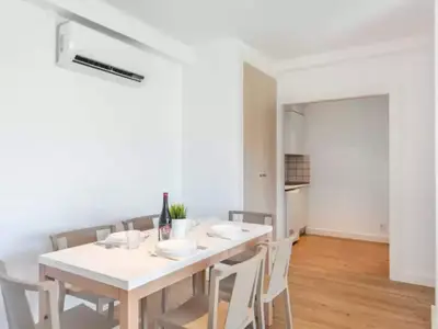 DiningRoom