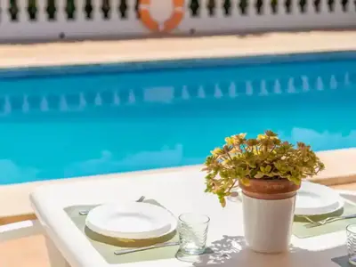 PoolOfHouse
