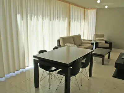 DiningRoom