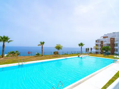 PoolOfHouse