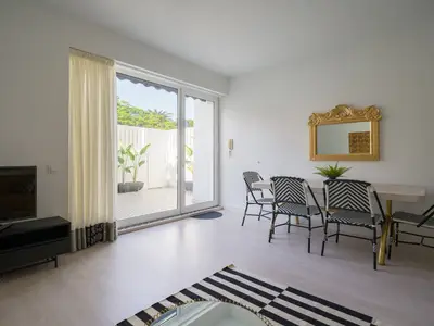 DiningRoom