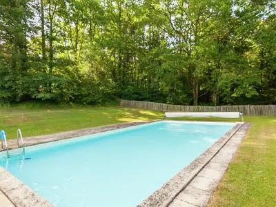 PoolOfHouse