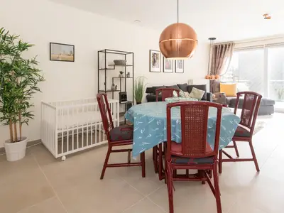 DiningRoom