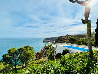 PoolOfHouse