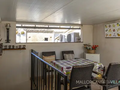 DiningRoom