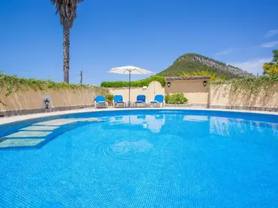 PoolOfHouse