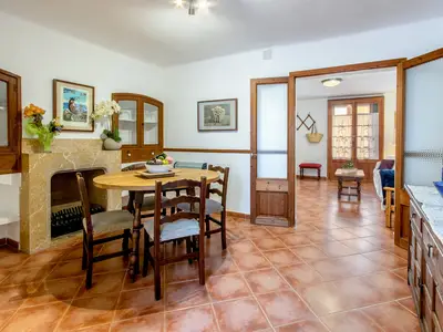 DiningRoom