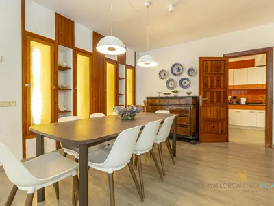 DiningRoom