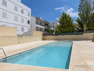 PoolOfHouse