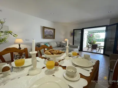 DiningRoom