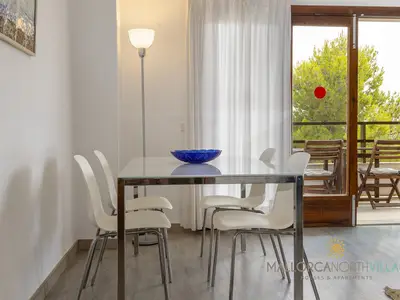 DiningRoom