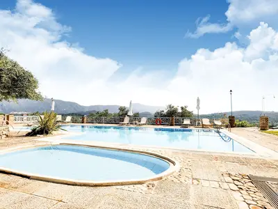 PoolOfHouse