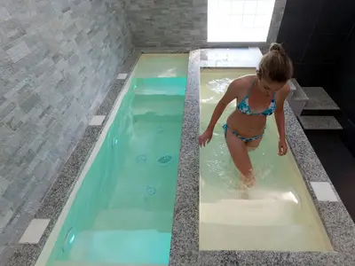 PoolOfHouse