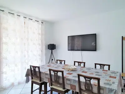DiningRoom