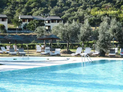 PoolOfHouse