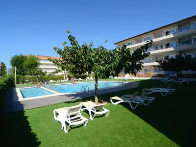 PoolOfHouse