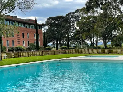 PoolOfHouse