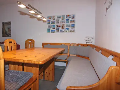 DiningRoom