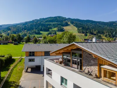 Außenseite Ferienhaus [Sommer]