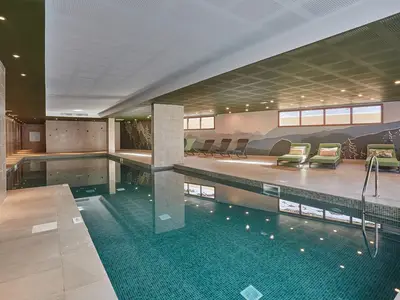 PoolOfHouse