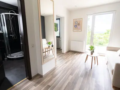 Studio mit Balkon
