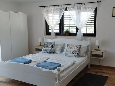 Ferienwohnung für 2 Personen in Jablanac 10/10