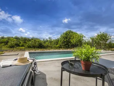 PoolOfHouse