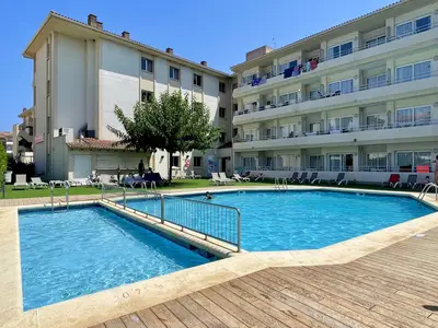 PoolOfHouse