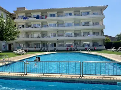 PoolOfHouse