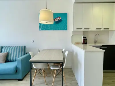 DiningRoom