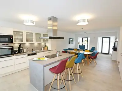 Ferienwohnung für 9 Personen (140 m²) in Binz (Ostseebad) 6/10
