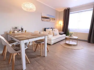 Ferienwohnung für 4 Personen (49 m²) in Schillig 3/10