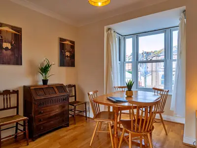 DiningRoom